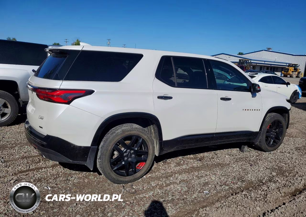 2022 Chevrolet Traverse Premier VIN:1GNEVKKW1NJ179811 - 3