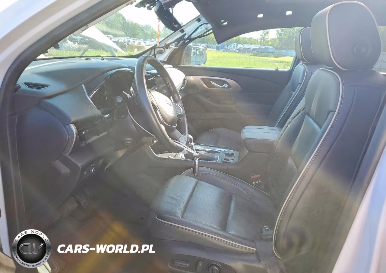 2022 Chevrolet Traverse Premier VIN:1GNEVKKW1NJ179811 - 7