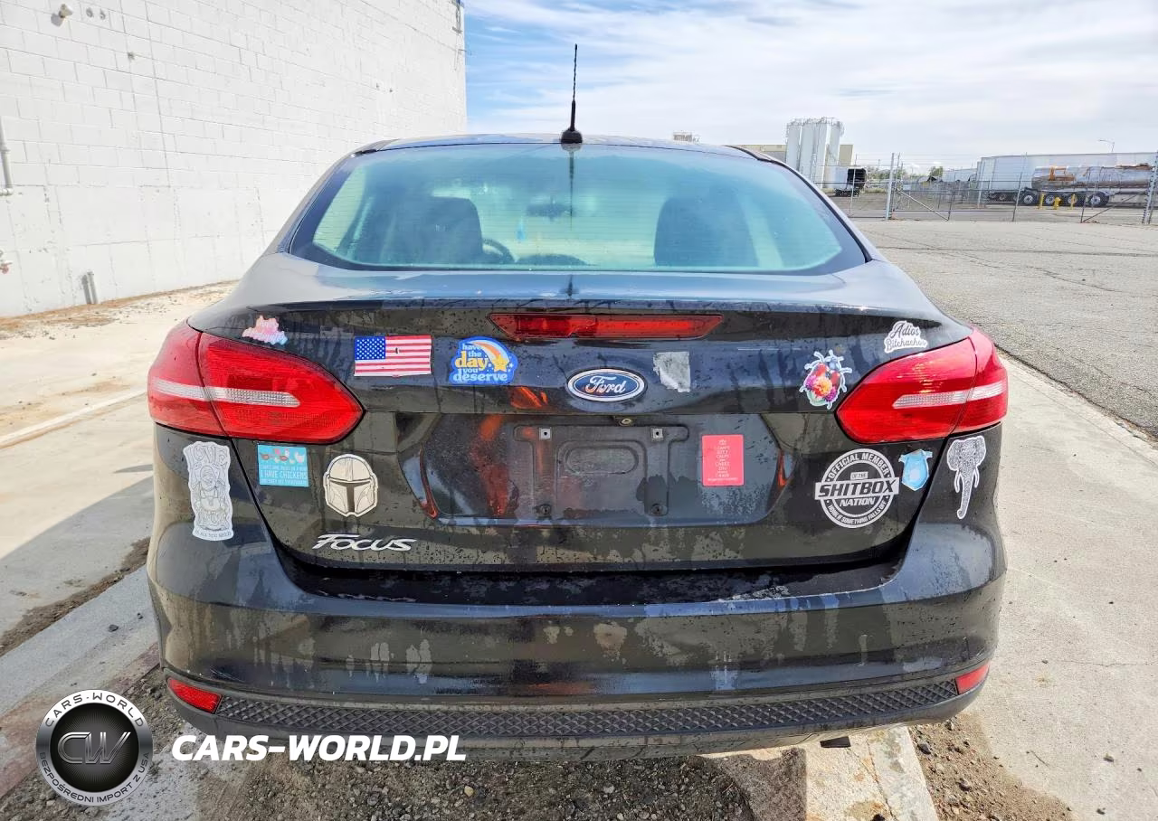 2015 Ford Focus Se VIN:1FADP3F24FL307742 - 6