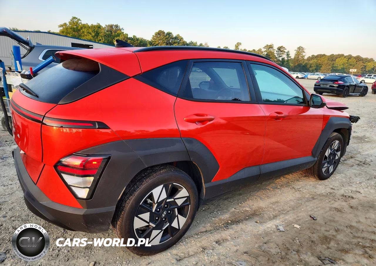 2025 Hyundai Kona Sel VIN:KM8HB3AB3SU233764 - 3