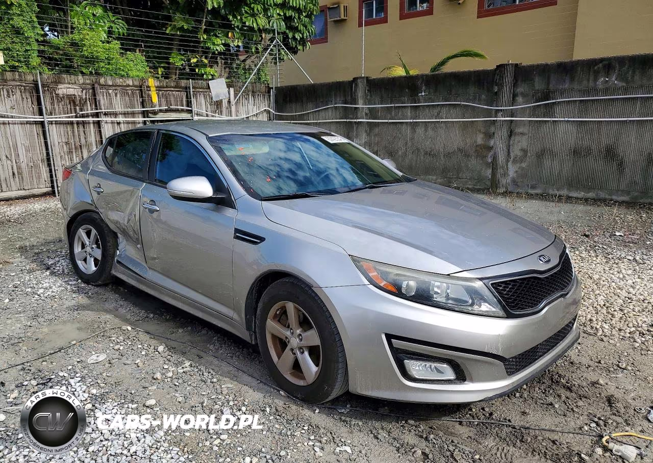 2015 Kia Optima Lx VIN:5XXGM4A77FG367605 - 4