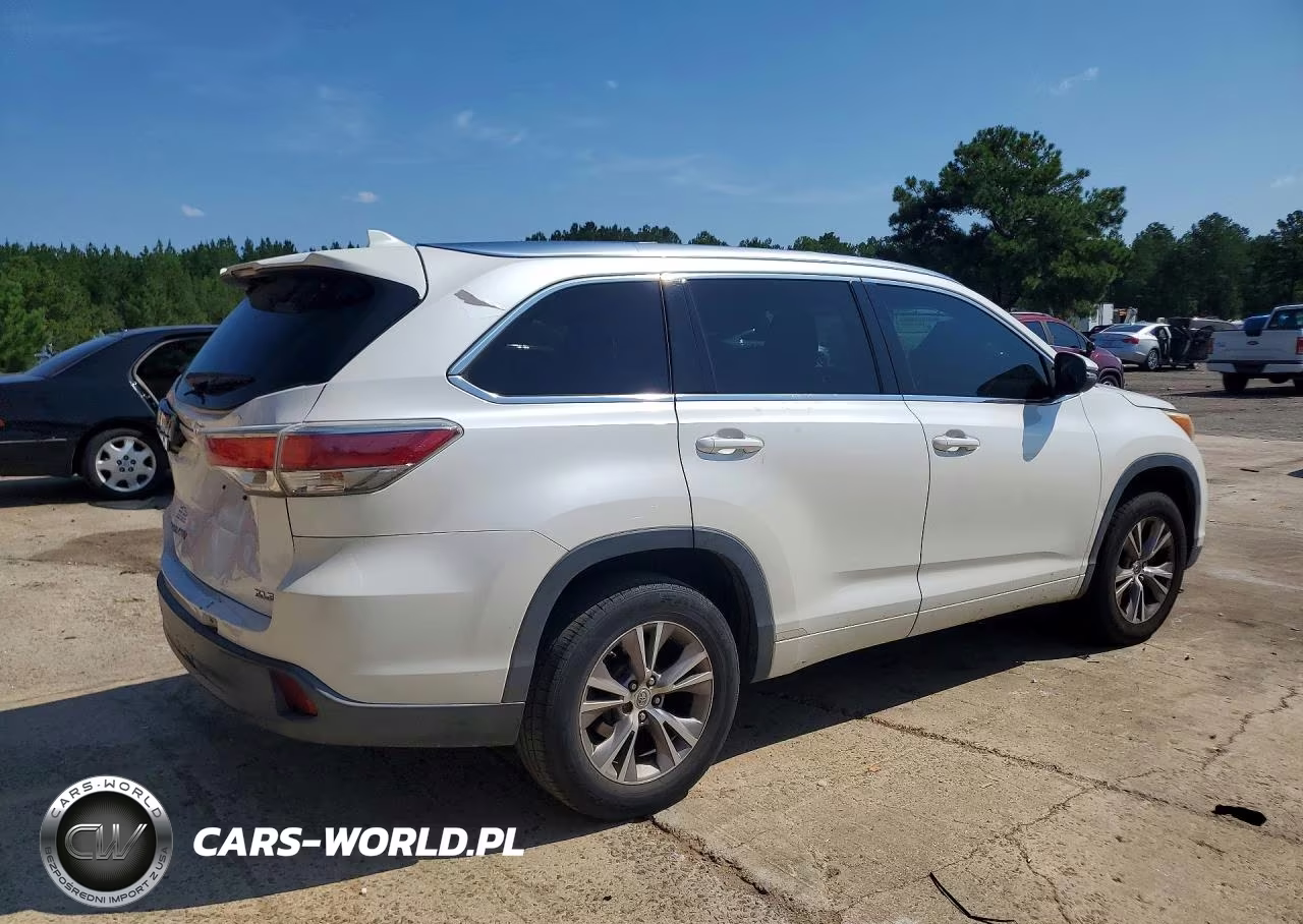 2014 Toyota Highlander Xle VIN:5TDKKRFH3ES006335 - 3