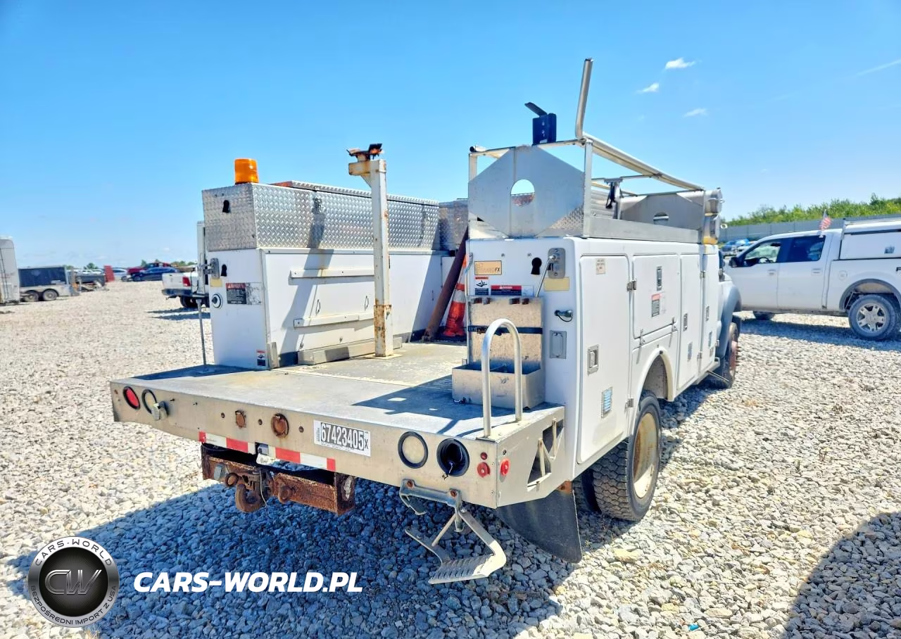2013 Ford F450 Super Duty VIN:1FDUF4GY2DEB10927 - 3