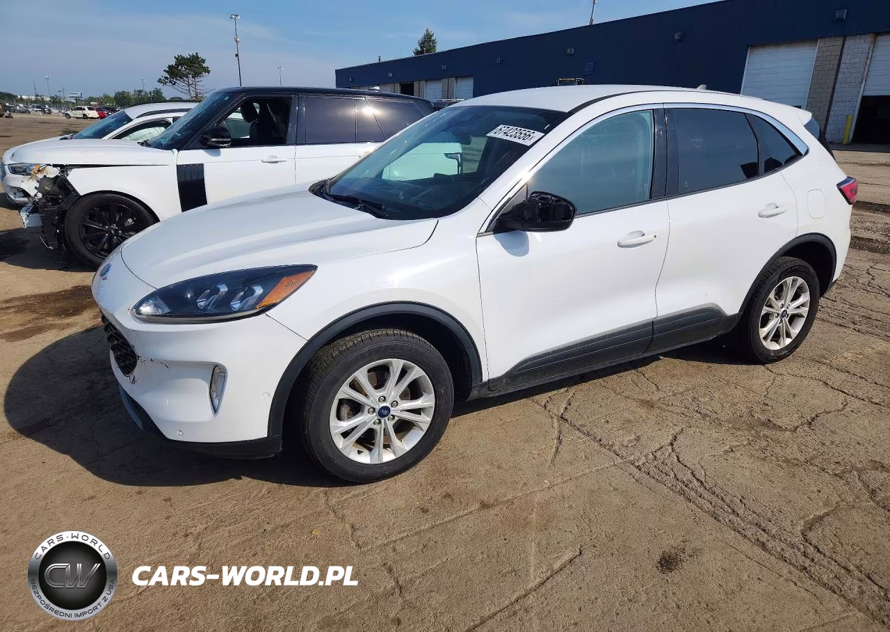2022 Ford Escape Sel