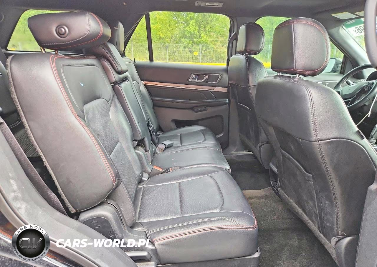 2017 Ford Explorer Sport VIN:1FM5K8GT8HGD02357 - 11