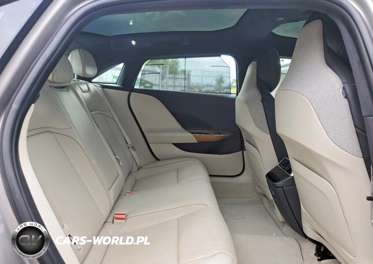 2023 Lucid Motors Air Touring VIN:50EA1TEA9PA001782 - 10