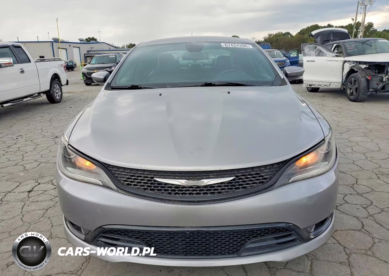 2015 Chrysler 200 S VIN:1C3CCCBB8FN665667 - 5