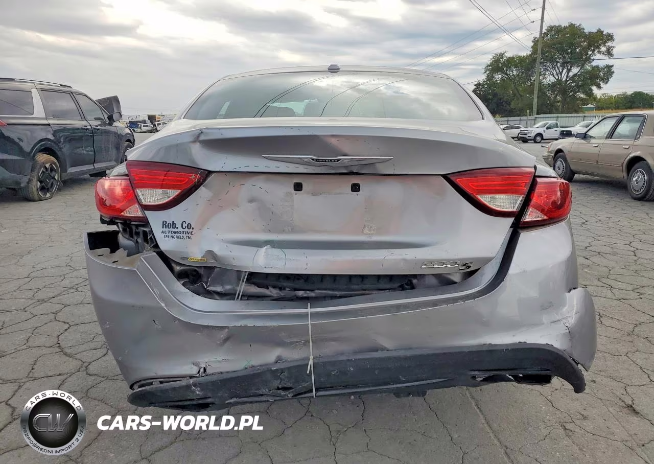 2015 Chrysler 200 S VIN:1C3CCCBB8FN665667 - 6
