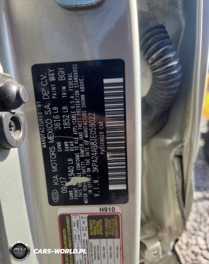 2018 Kia Rio S VIN:3KPA24AB8JE059022 - 12