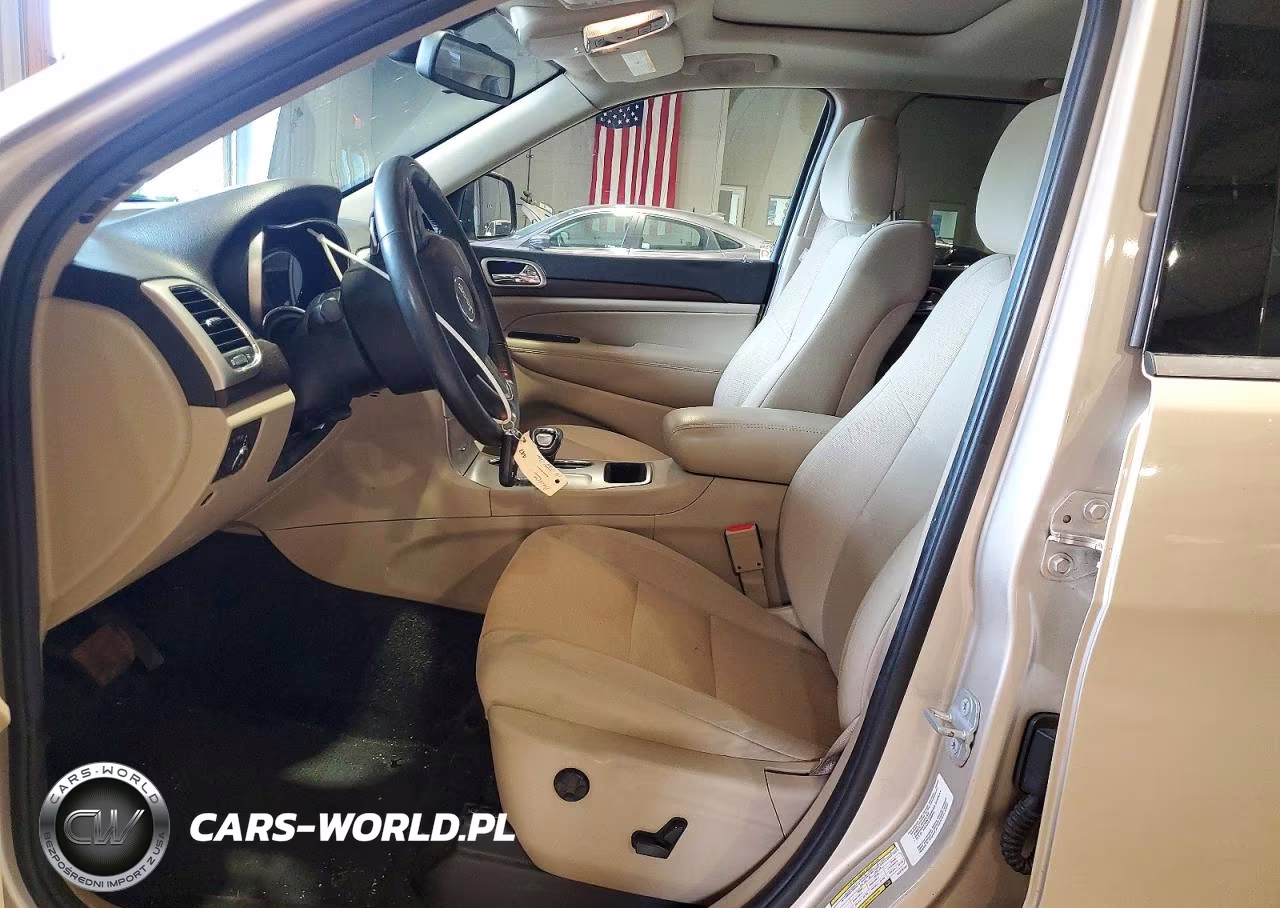 2014 Jeep Grand Cherokee Laredo VIN:1C4RJFAG6EC270181 - 7