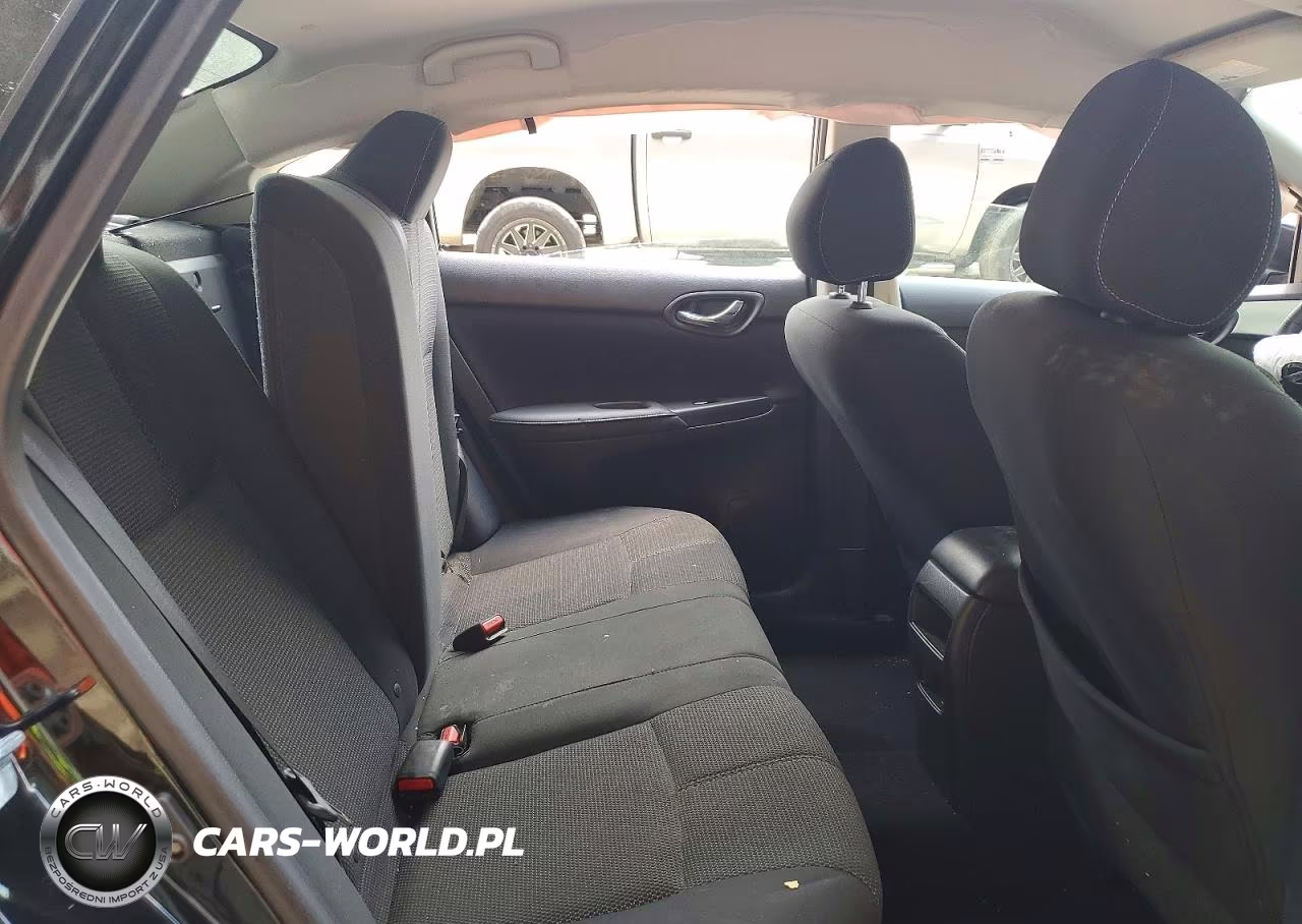 2018 Nissan Sentra S VIN:3N1AB7AP3JY339042 - 10