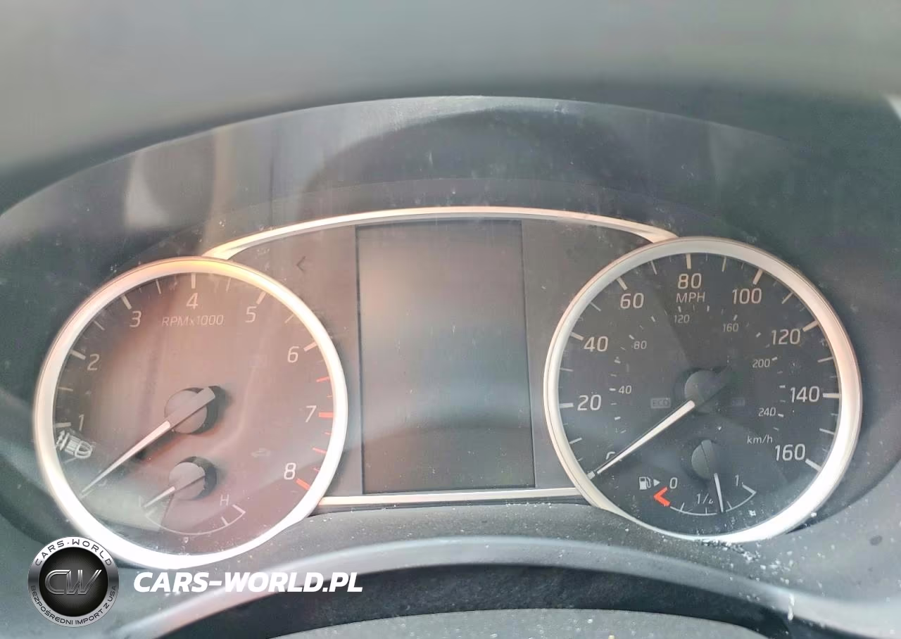 2018 Nissan Sentra S VIN:3N1AB7AP3JY339042 - 9