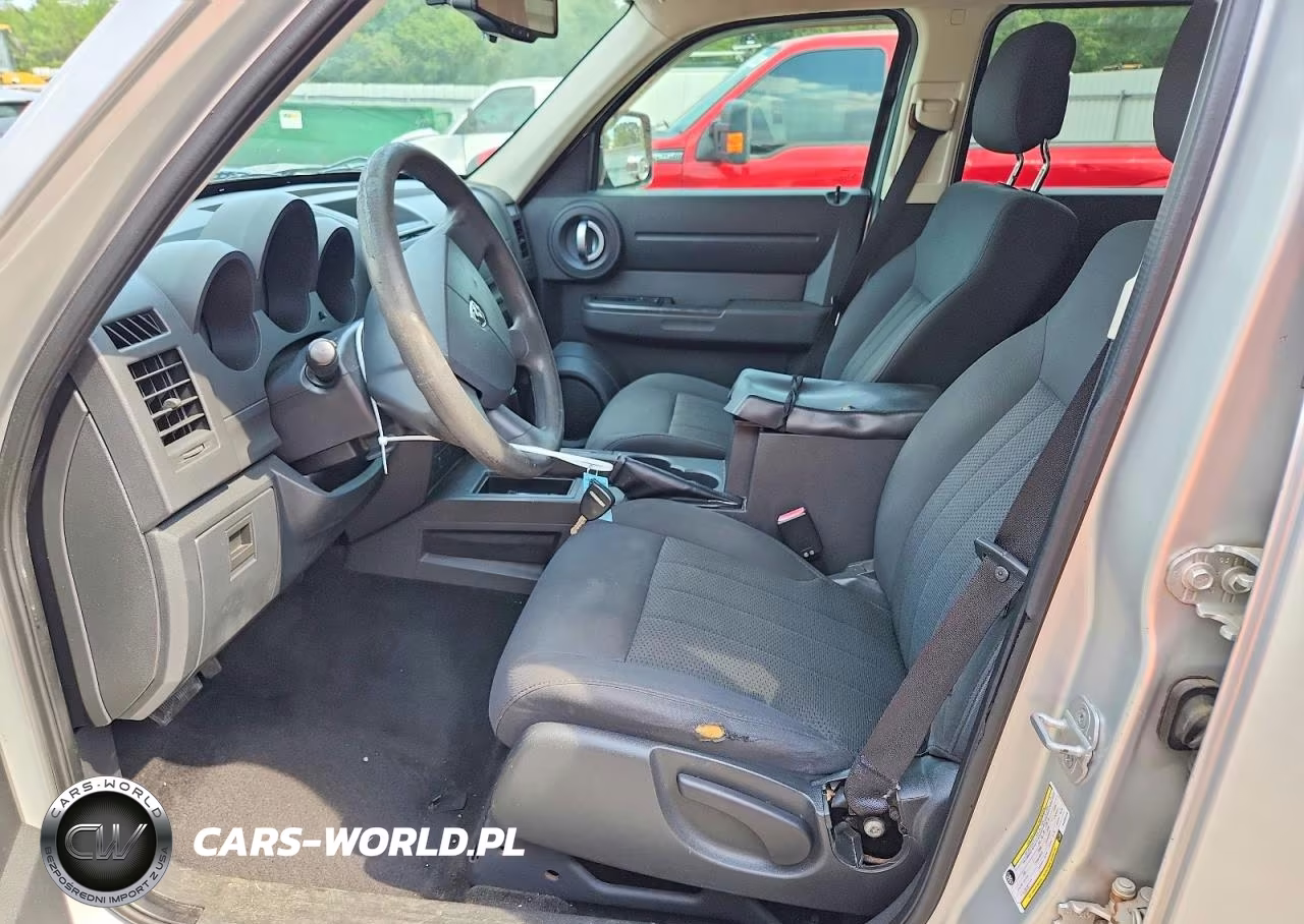 2011 Dodge Nitro Heat VIN:1D4PT4GX8BW500460 - 7