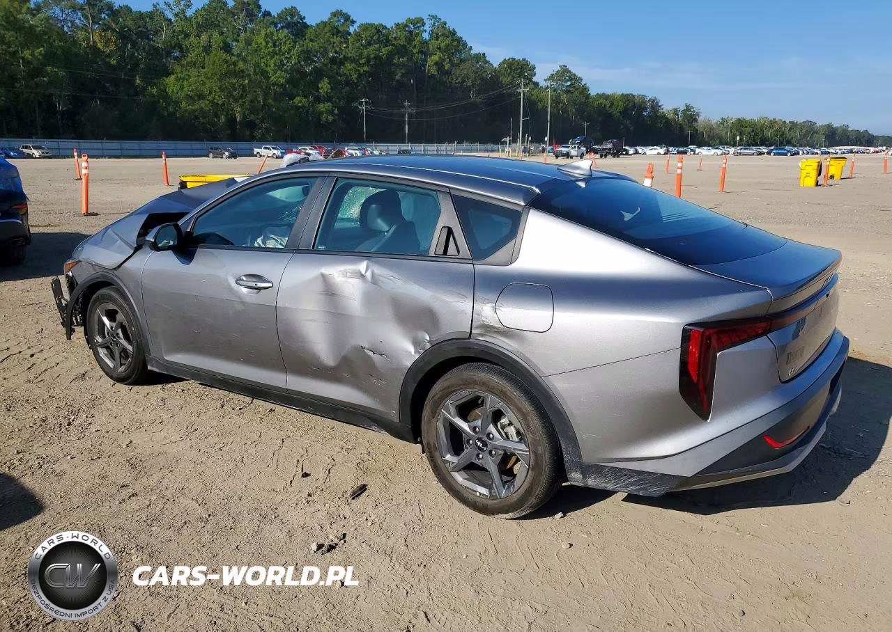 2025 Kia K4 Lxs VIN:3KPFT4DE8SE049648 - 2