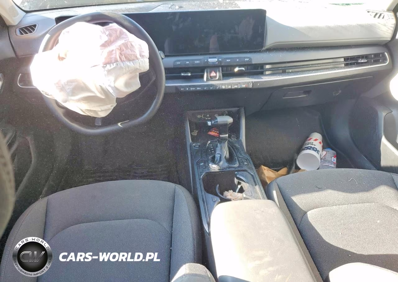 2025 Kia K4 Lxs VIN:3KPFT4DE8SE049648 - 8