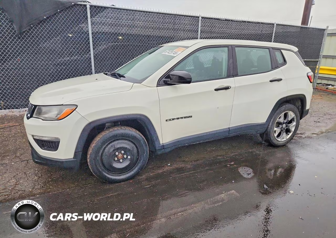 2018 Jeep Compass Sport VIN:3C4NJCAB3JT263379 - 1