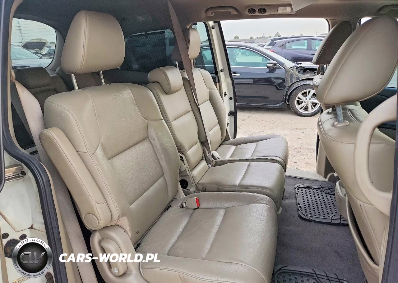 2014 Honda Odyssey Touring VIN:5FNRL5H97EB050367 - 11