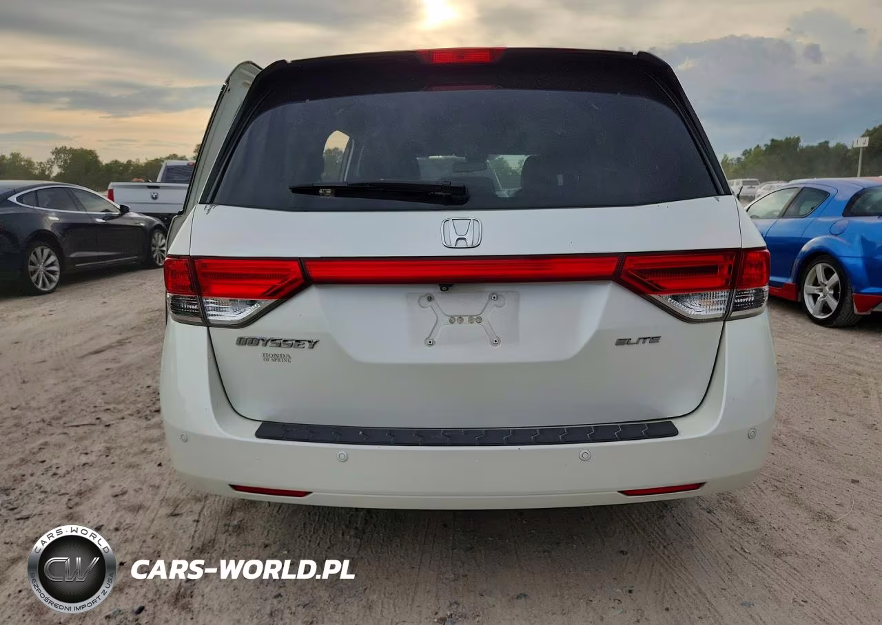 2014 Honda Odyssey Touring VIN:5FNRL5H97EB050367 - 6