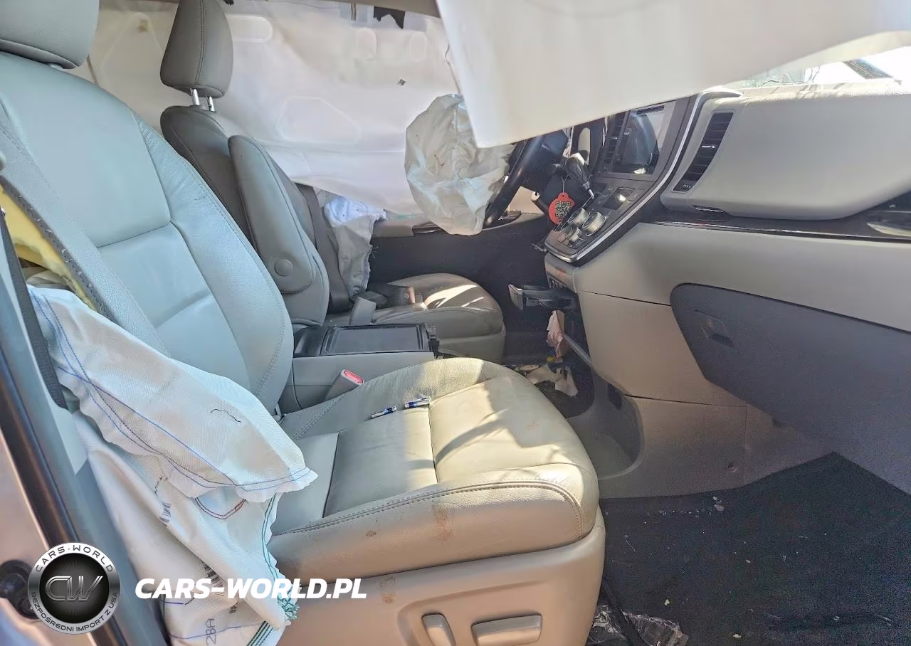 2017 Toyota Sienna Xle Premium 8-Passenger VIN:5TDYZ3DC0HS777270 - 7