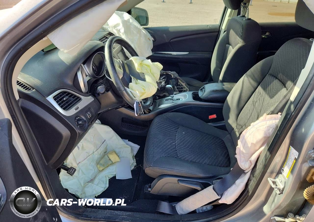 2018 Dodge Journey Se VIN:3C4PDCAB6JT302045 - 7