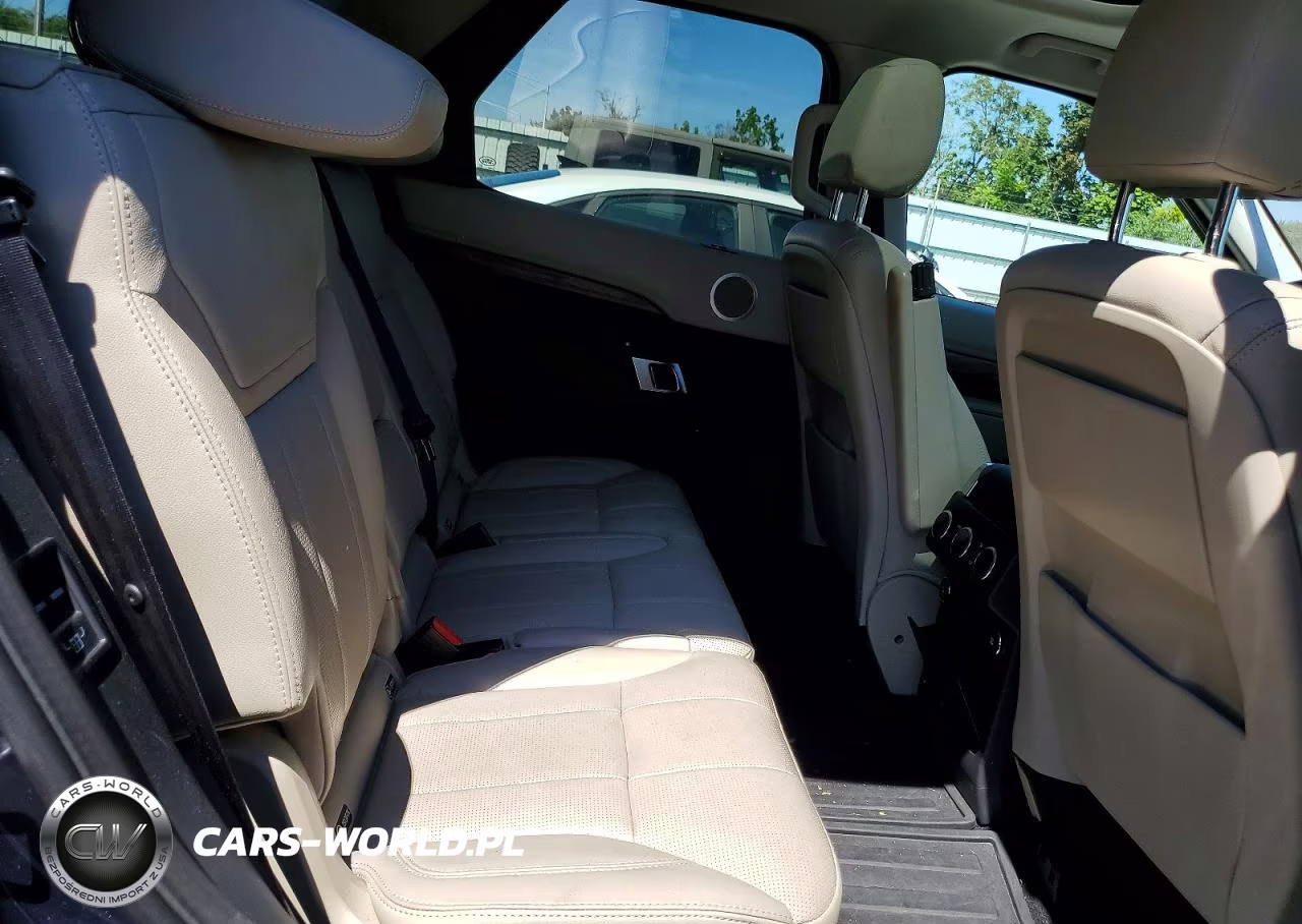 2018 Land Rover Discovery Hse VIN:SALRR2RV7JA070610 - 11