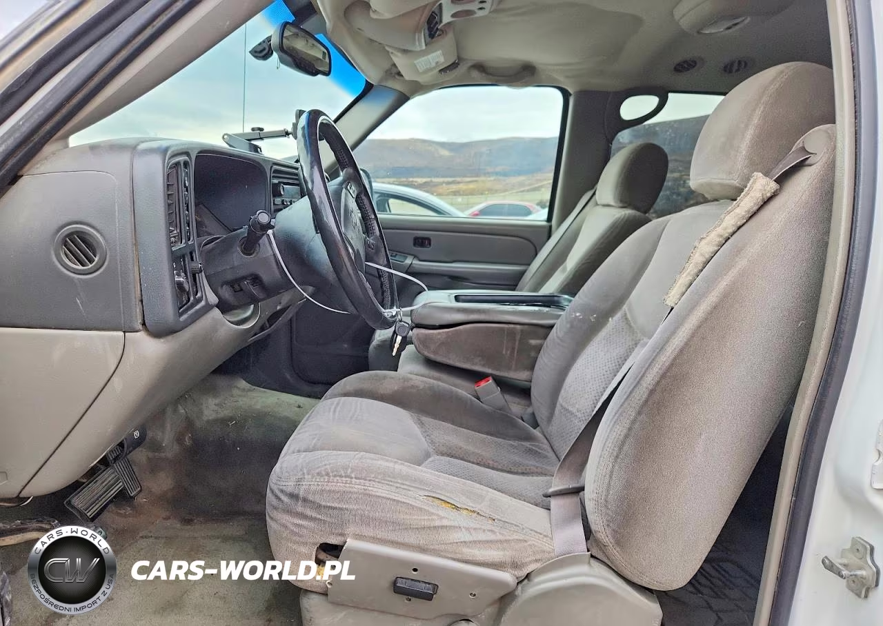 2004 Chevrolet Tahoe K1500 VIN:1GNEK13T44J186287 - 7