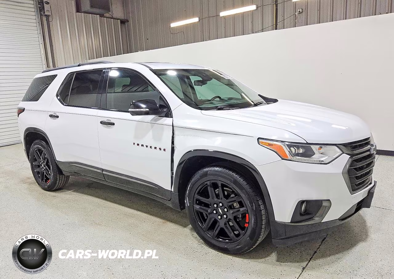 2019 Chevrolet Traverse Premier VIN:1GNERKKW9KJ195643 - 4