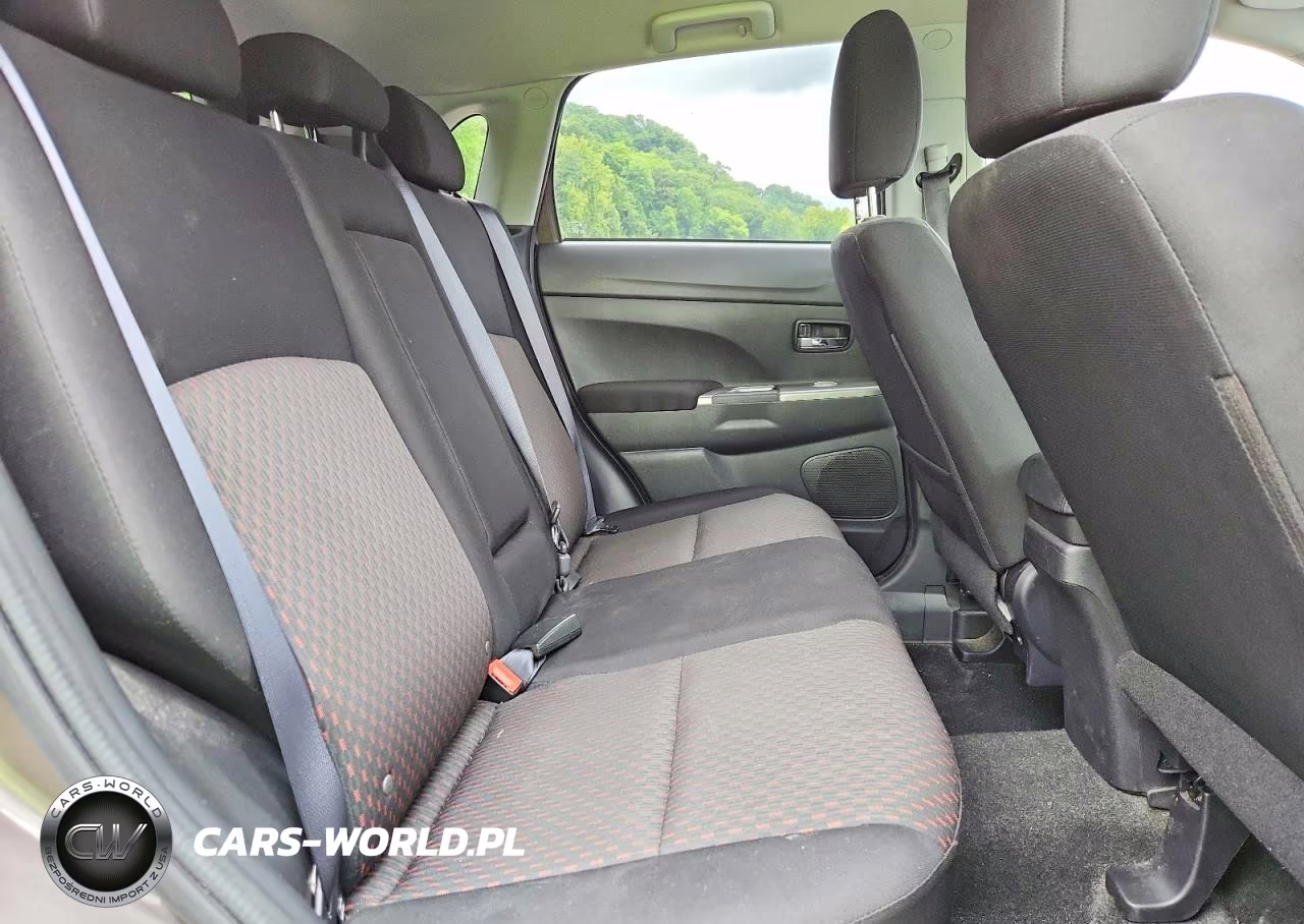 2019 Mitsubishi Outlander Sport Es VIN:JA4AR3AU1KU028568 - 11