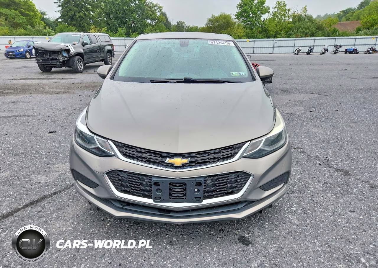 2017 Chevrolet Cruze Lt VIN:1G1BE5SM5H7190798 - 5