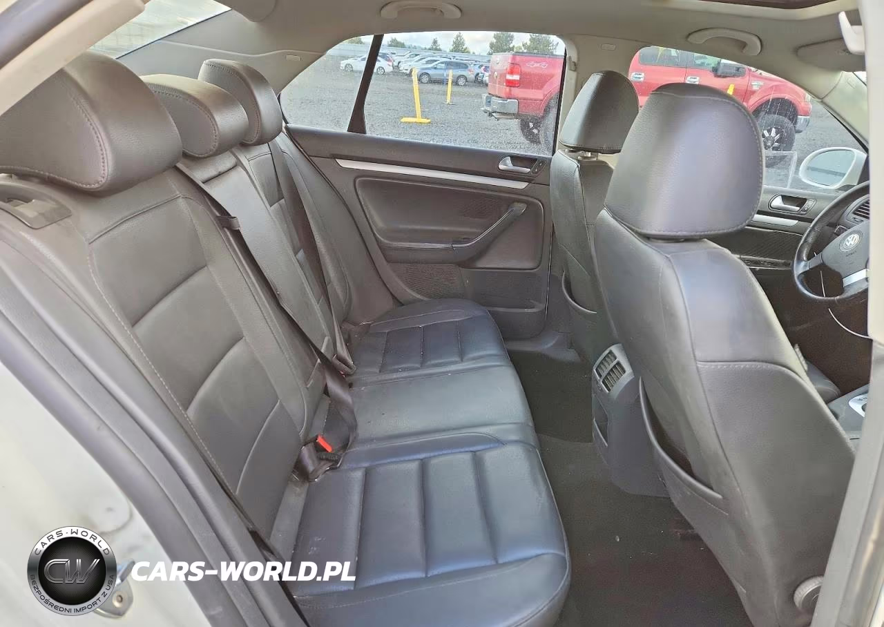 2008 Volkswagen Jetta Se VIN:3VWRM71K28M071601 - 10