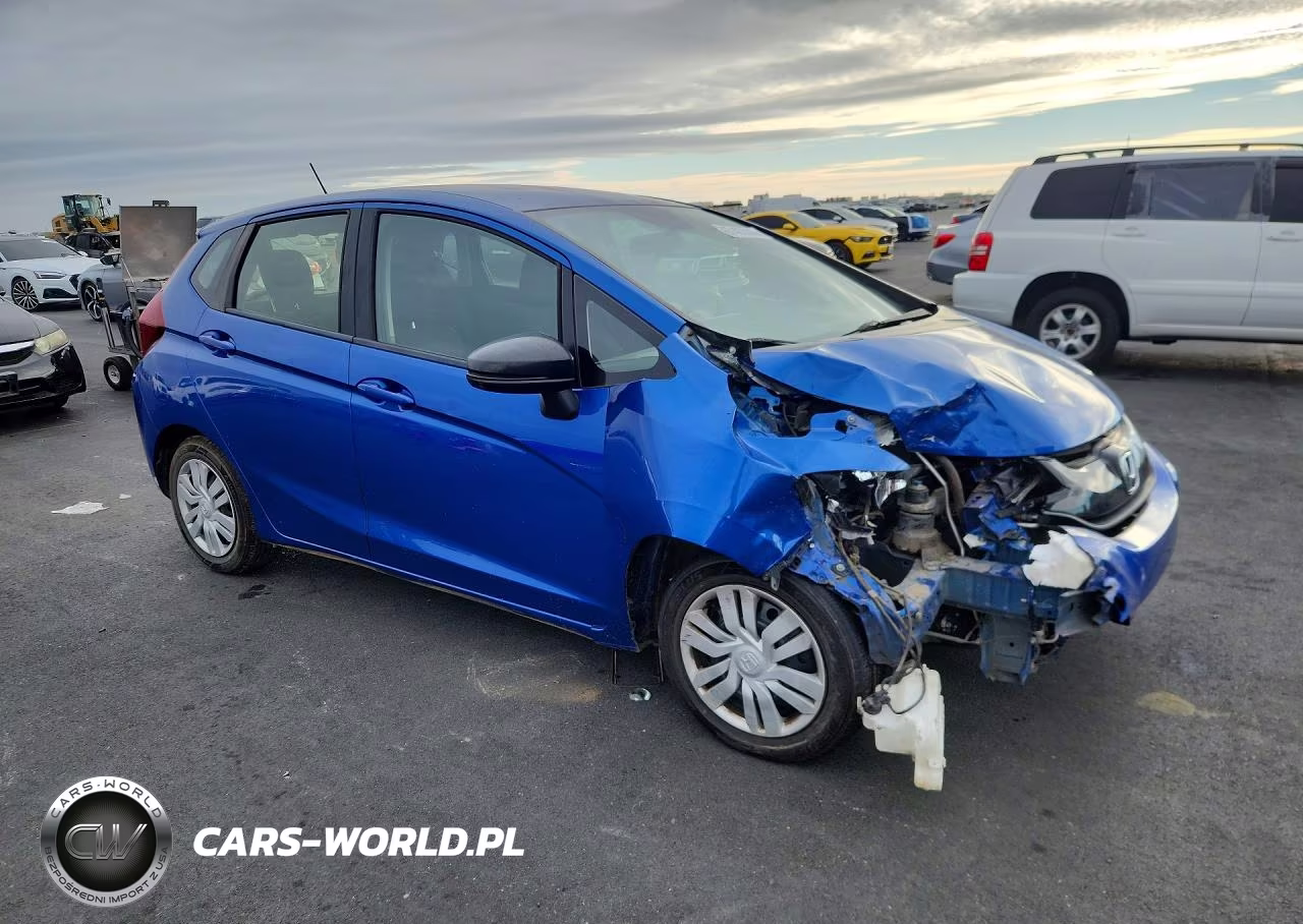 2016 Honda Fit Lx VIN:JHMGK5H53GS003574 - 4