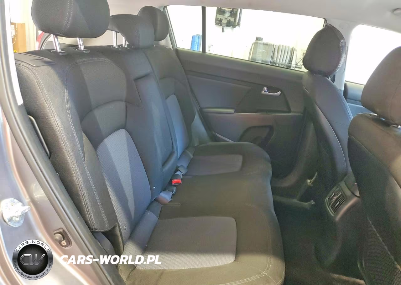 2016 Kia Sportage Lx VIN:KNDPBCAC2G7833206 - 11