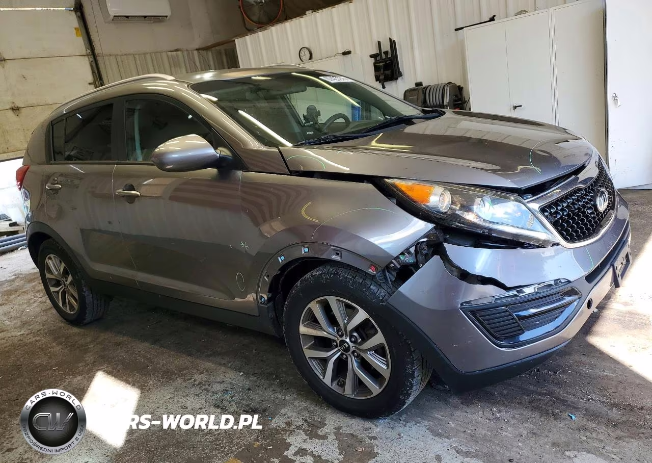 2016 Kia Sportage Lx VIN:KNDPBCAC2G7833206 - 4