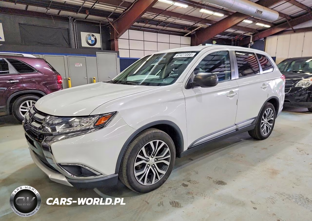 2017 Mitsubishi Outlander Es