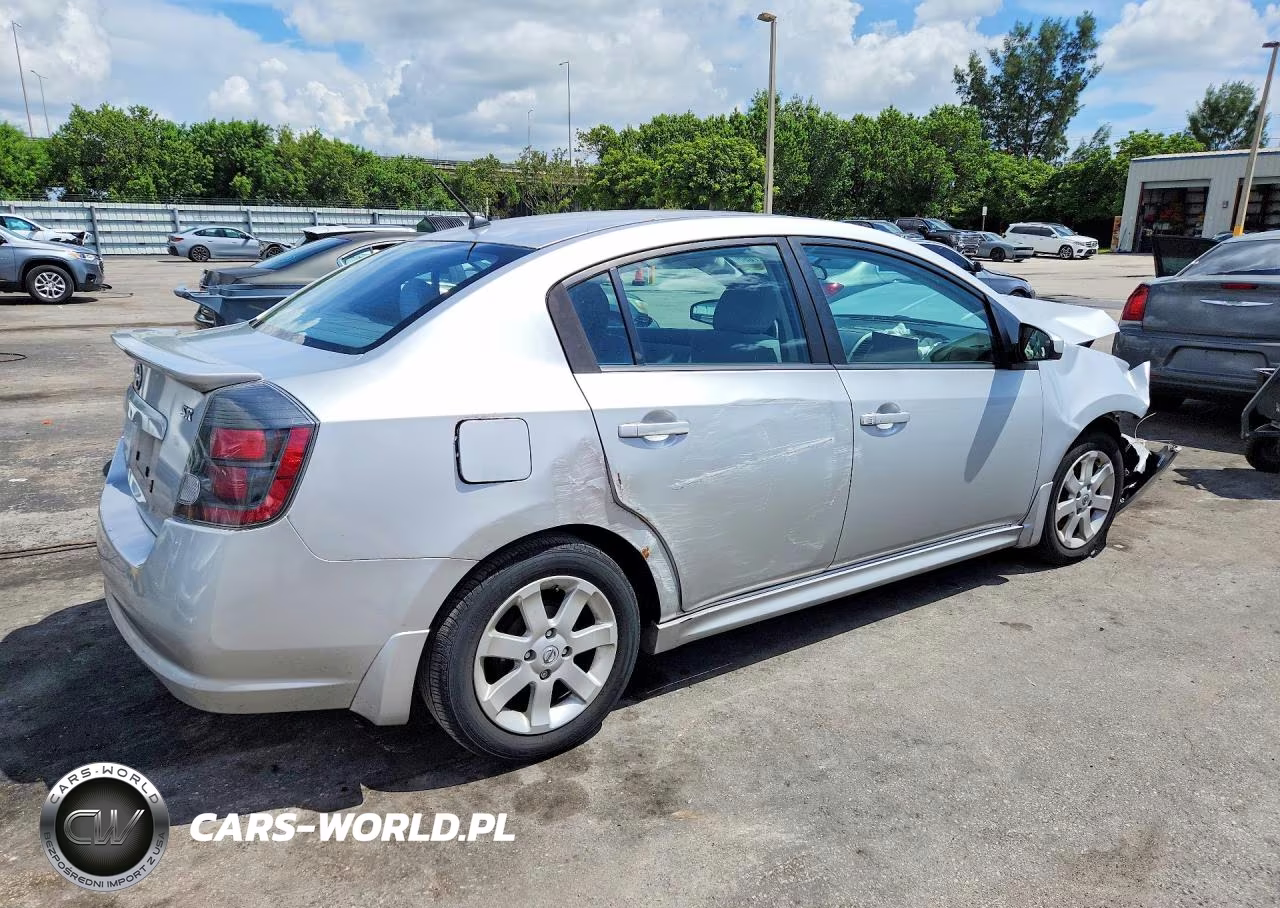 2012 Nissan Sentra 2.0 VIN:3N1AB6APXCL621561 - 3