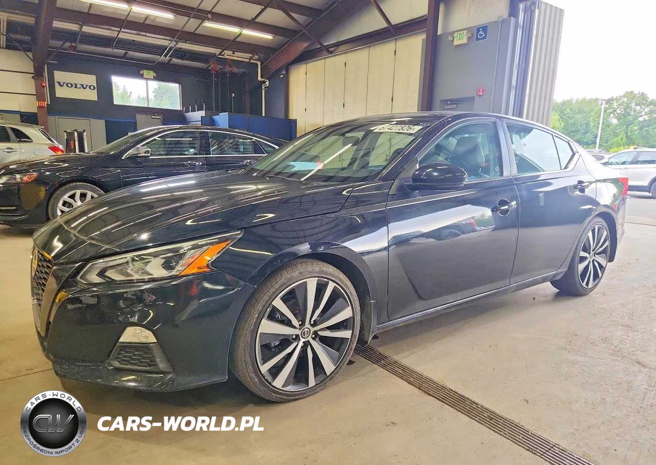 2020 Nissan Altima Sr