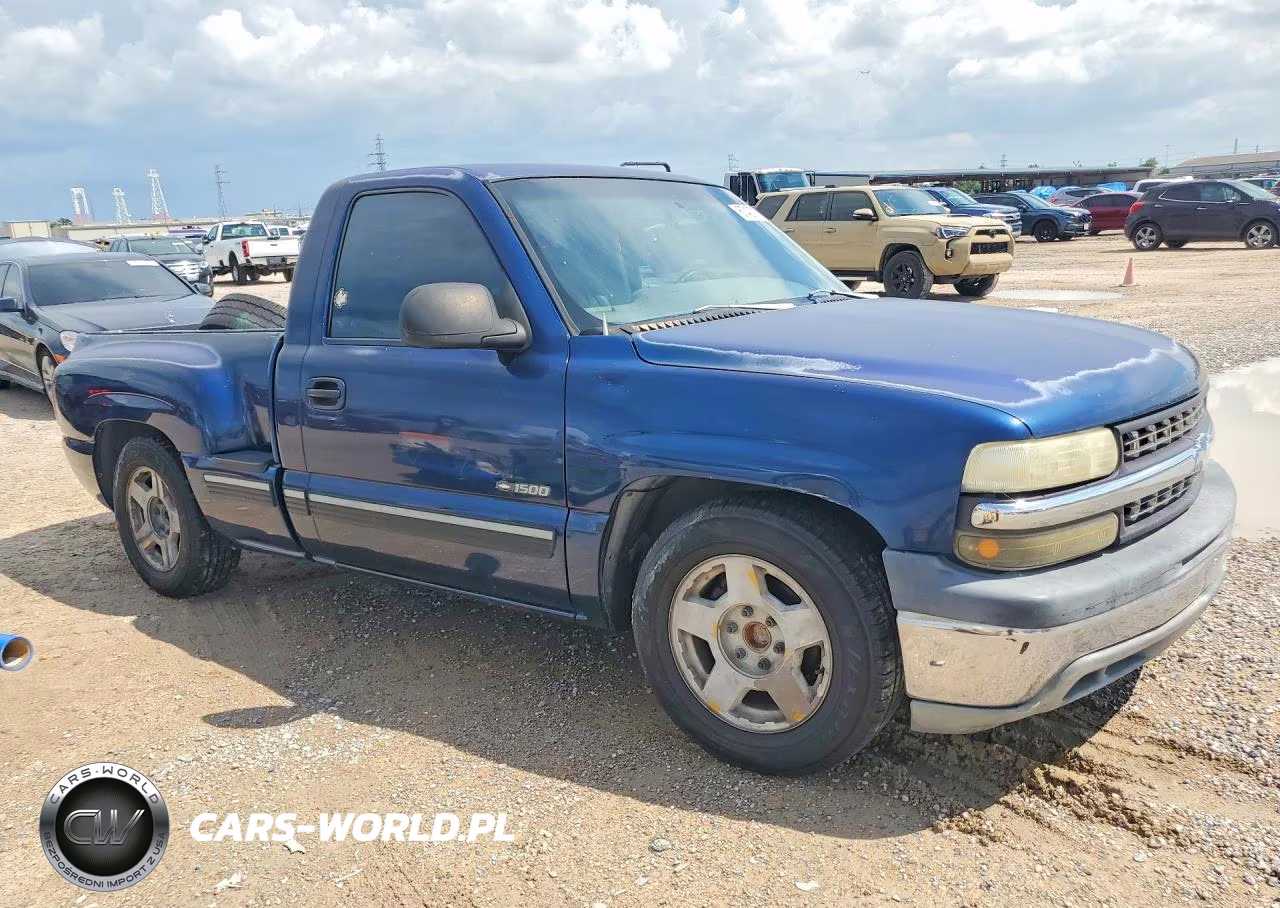 1999 Chevrolet Silverado C1500 VIN:1GCEC14V4XZ163765 - 4