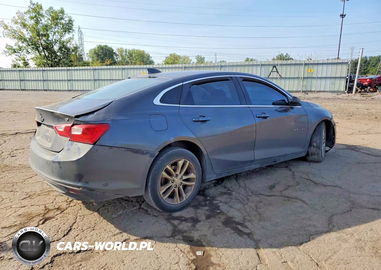 2016 Chevrolet Malibu Lt VIN:1G1ZE5ST3GF200951 - 3