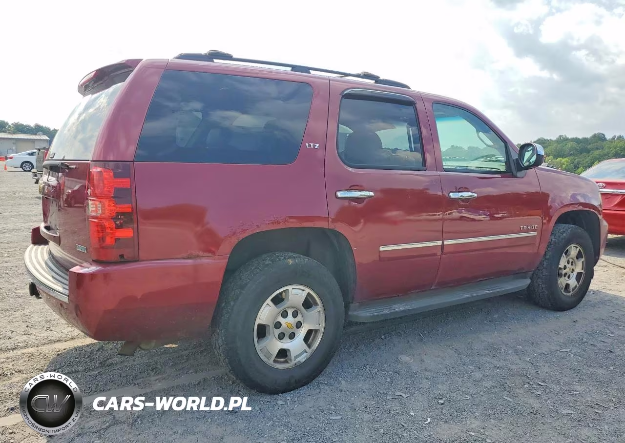 2010 Chevrolet Tahoe K1500 Ltz VIN:1GNUKCE02AR105830 - 3