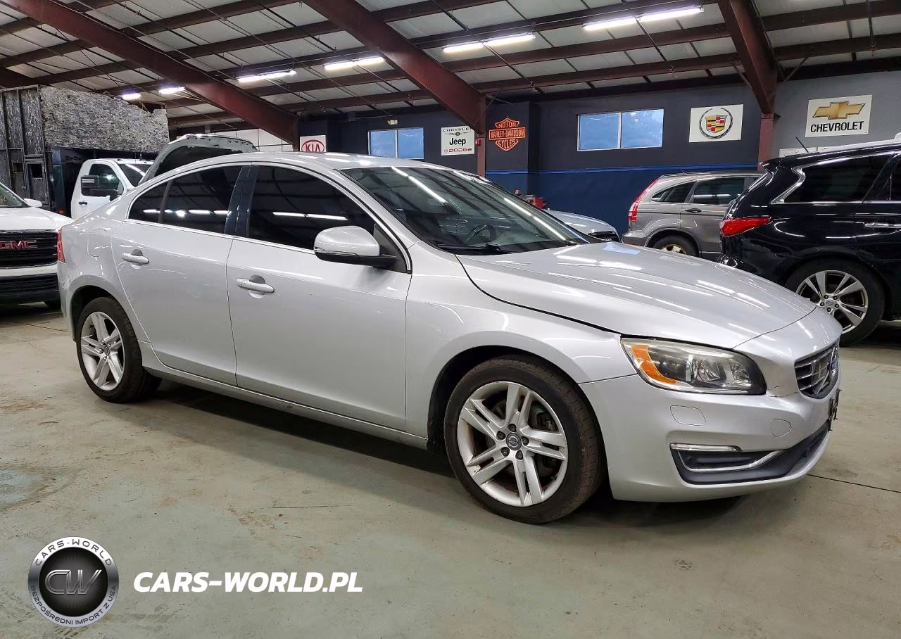 2015 Volvo S60 Platinum VIN:YV1612TM3F2355849 - 4