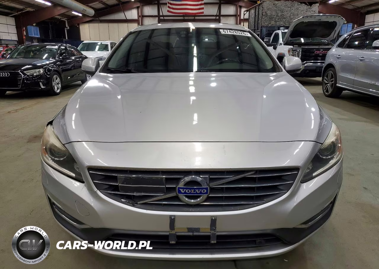 2015 Volvo S60 Platinum VIN:YV1612TM3F2355849 - 5