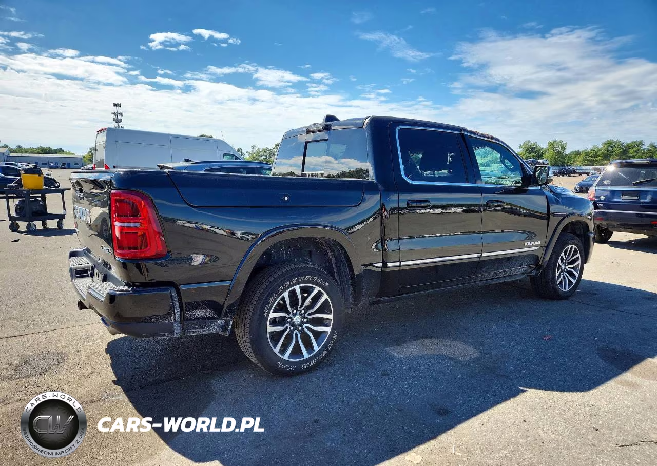 2025 Ram 1500 Limited VIN:1C6SRFHP5SN602246 - 3