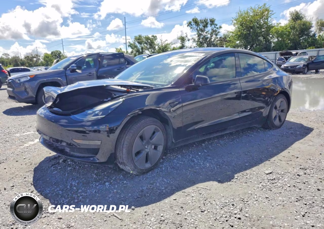 2023 Tesla Model 3 – zdjęcie 1 z 13
