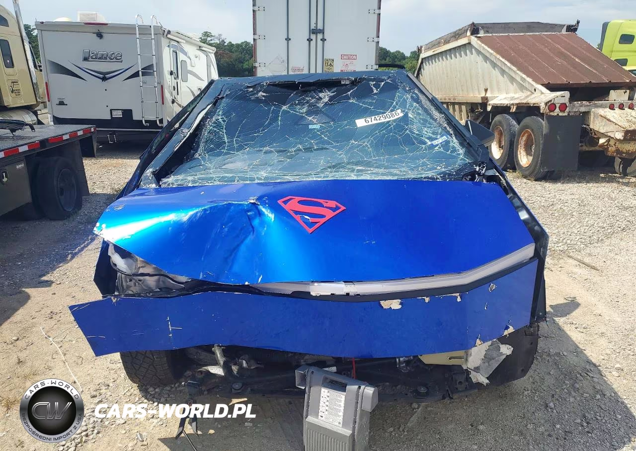 2024 Tesla Cybertruck VIN:7G2CEHED8RA022443 - 5