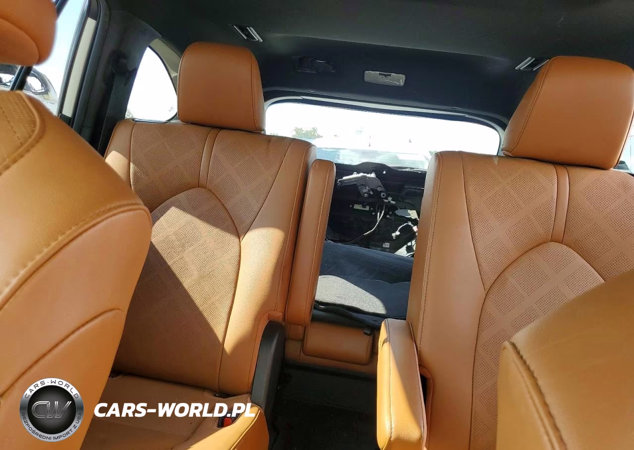 2021 Toyota Highlander Hybrid Platinum VIN:5TDFARAH8MS008754 - 10