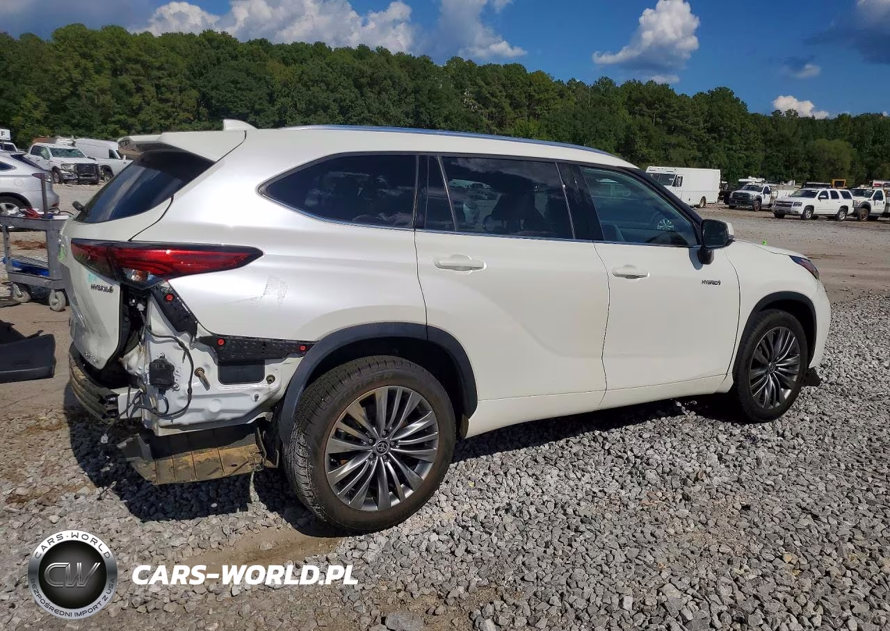 2021 Toyota Highlander Hybrid Platinum VIN:5TDFARAH8MS008754 - 3