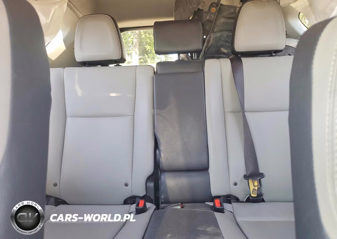 2018 Toyota Rav4 Limited VIN:JTMDFREV8JJ723762 - 10
