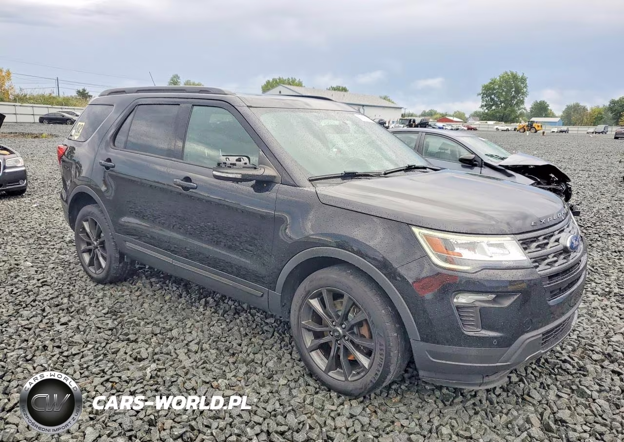 2018 Ford Explorer Xlt VIN:1FM5K8D85JGC52877 - 4