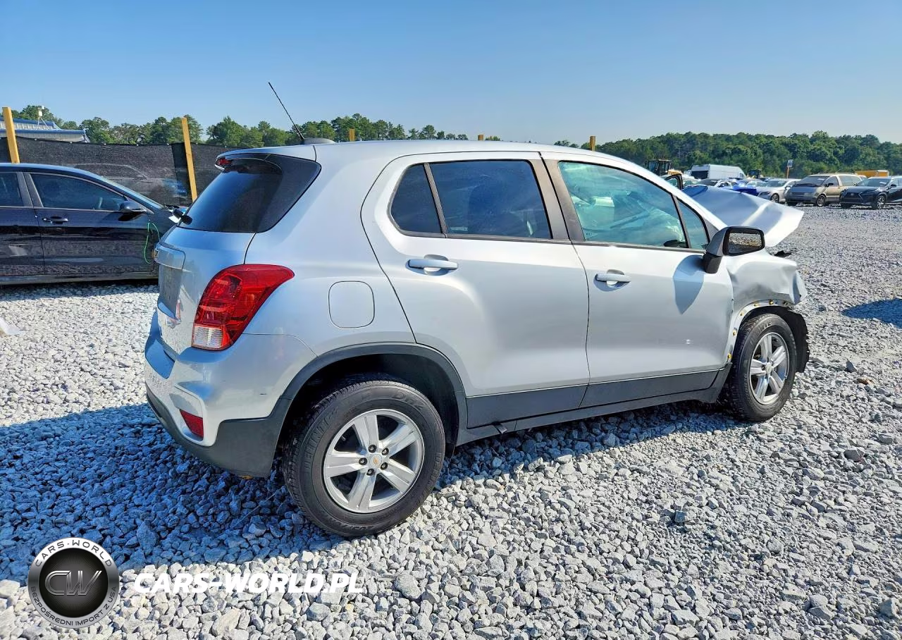 2021 Chevrolet Trax Ls VIN:KL7CJKSB3MB334616 - 3