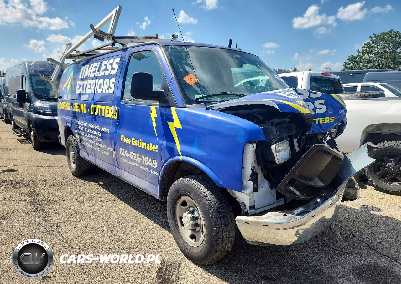 2015 Chevrolet Express G2500 VIN:1GCWGFCF5F1129850 - 4